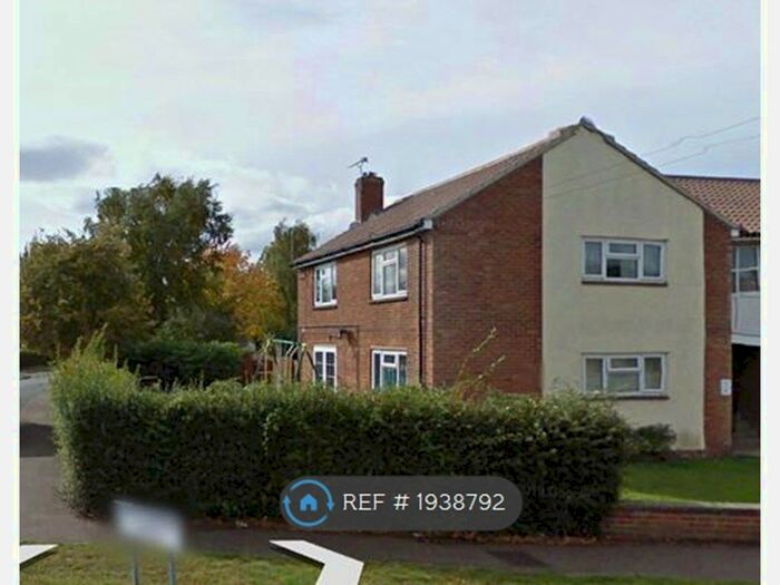 2 Bedroom Flat To Rent In Stowupland, Stowmarket, IP14