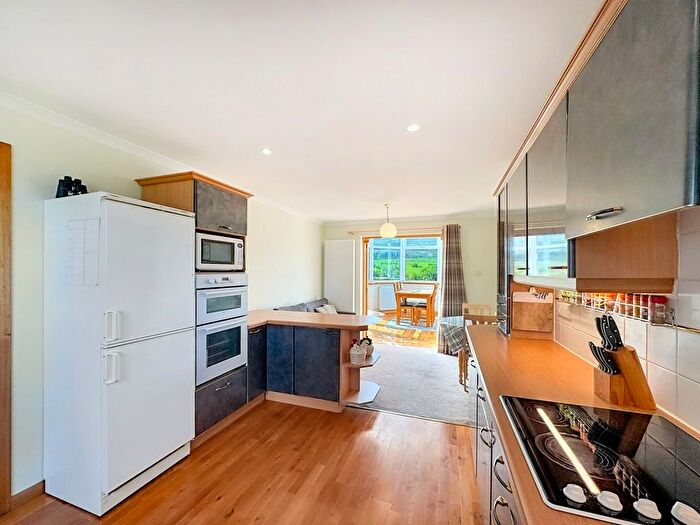 5 Bedroom Detached House For Sale In Inverneill, Argyll, Es, Inverneill, PA30