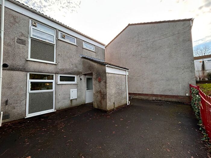 1 Bedroom Flat To Rent In Clas-Yr-Onnen, Waunarlwydd, Swansea, SA5