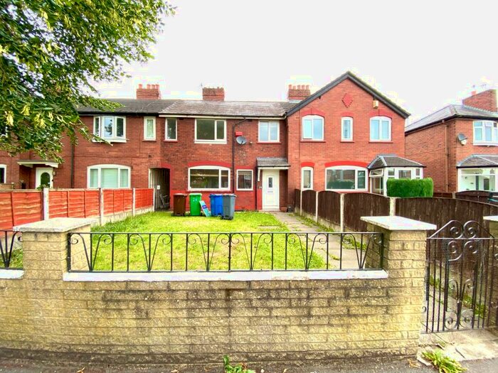 3 Bedroom Terraced House To Rent In Hardy Lane, Manchester, M21