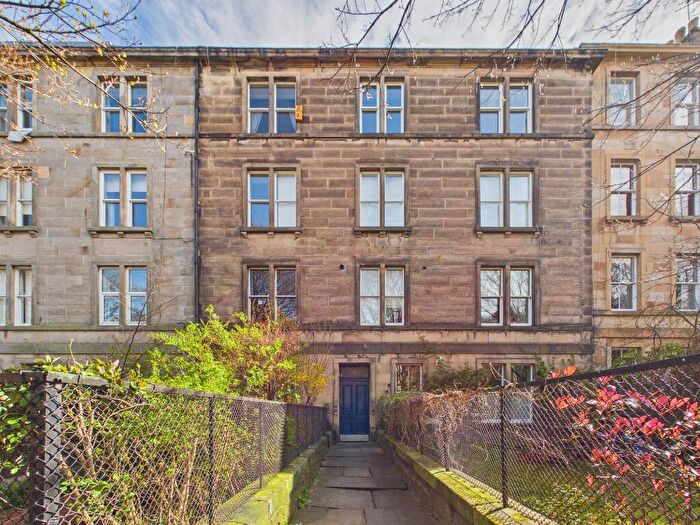 2 Bedroom Flat To Rent In Gladstone Terrace, Meadows, Edinburgh, EH9