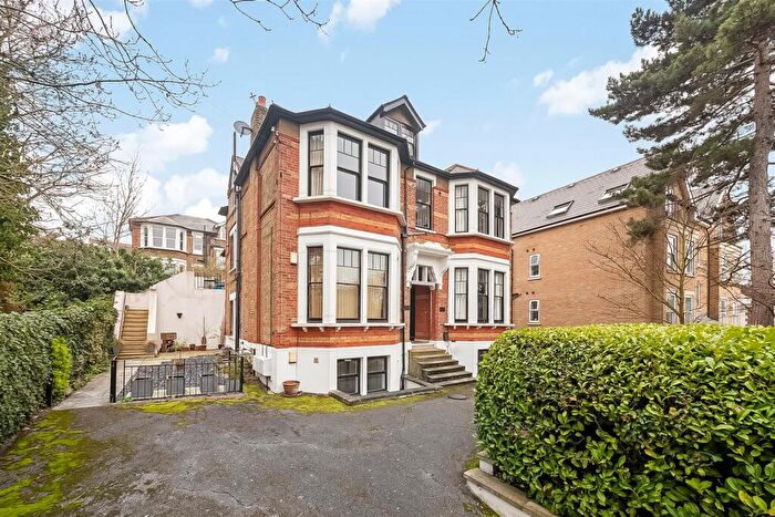 1 Bedroom House For Sale In Upland Road, East Dulwich, London, SE22