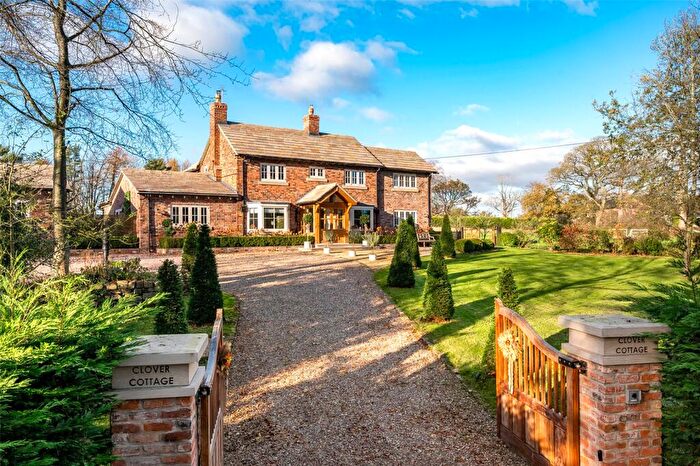 4 Bedroom Detached House For Sale In Greendale Lane, Mottram St. Andrew, Macclesfield, Cheshire, SK10