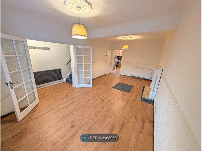 2 Bedroom Terraced House To Rent In Pentre Road, Ferndale, CF43