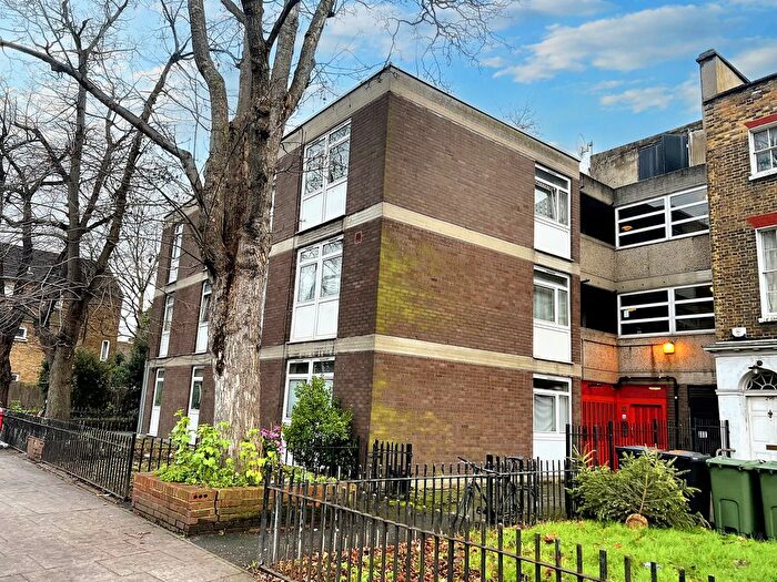 1 Bedroom Flat To Rent In Lansdowne Way, London, SW8