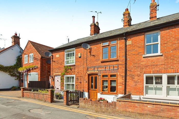 2 Bedroom Cottage For Sale In Wood Street, Waddesdon, Aylesbury, Buckinghamshire, HP18
