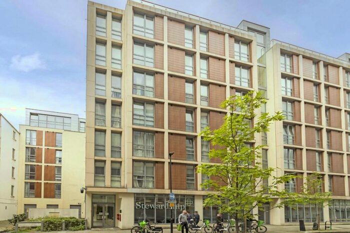 1 Bedroom Flat To Rent In Lamb's Passage, Moorgate, EC1Y