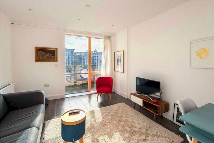 1 Bedroom Flat To Rent In Hoey Court, Barry Blandford Way, Bow, London, E3