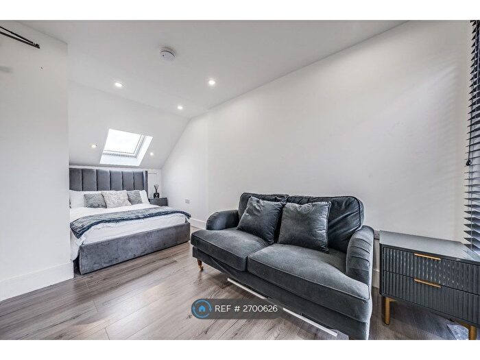 Studio To Rent In Lynton Road South, Gravesend, DA11