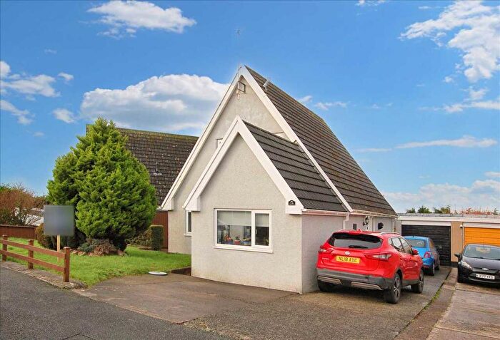 3 Bedroom Detached House For Sale In Holyland Drive, Pembroke, SA71