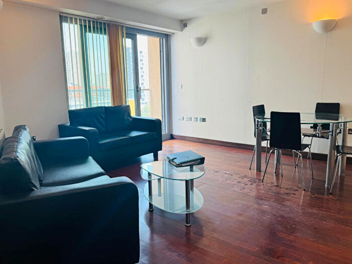 1 Bedroom Apartment For Sale In Orbis Wharf, Bridges Court Road, London, SW11
