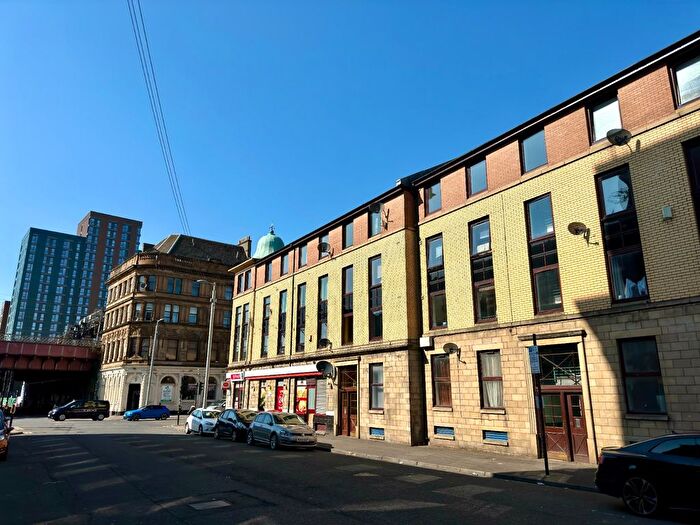 3 Bedroom Flat To Rent In Oxford Street, Tradeston, Glasgow, G5