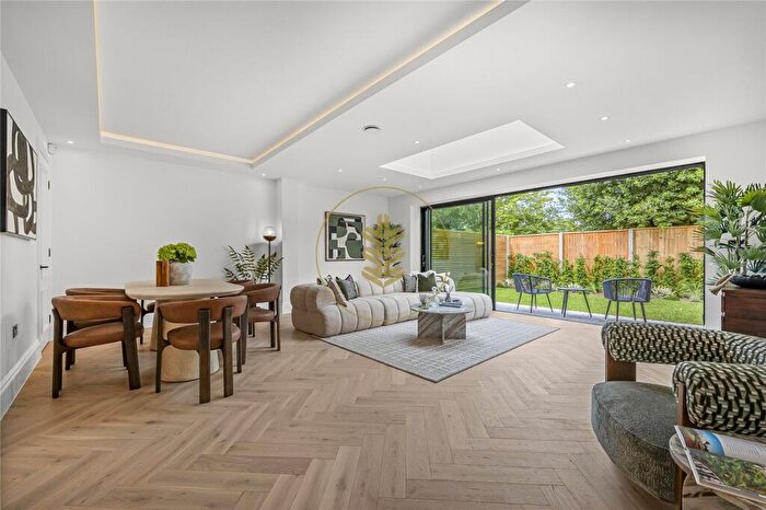3 Bedroom House For Sale In Aylestone Avenue, Brondesbury Park, London, NW6