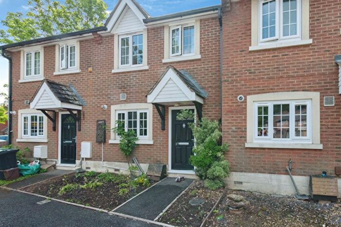 2 Bedroom Terraced House For Sale In Flaxfields End, Fordingbridge, SP6