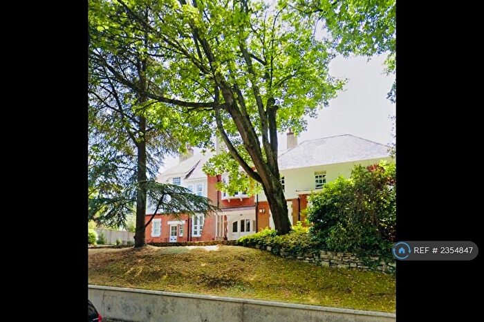 2 Bedroom Flat To Rent In Westcliffe Lodge, Bournemouth, BH4