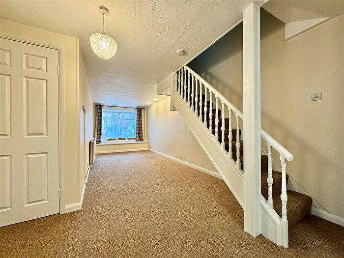 2 Bedroom End Of Terrace House To Rent In Eversley Road, Bexhill-On-Sea, TN40