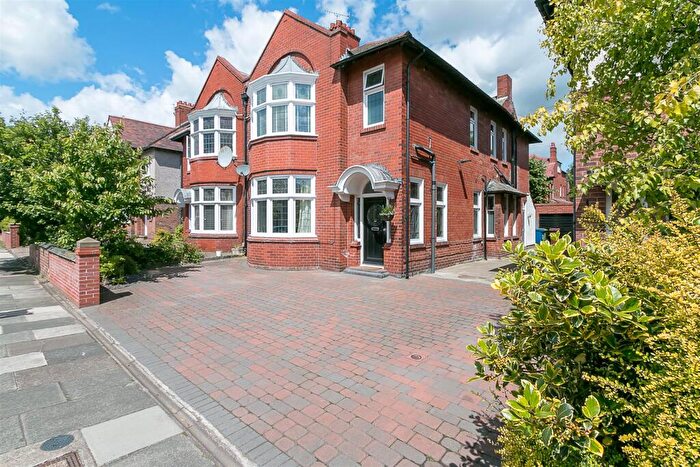 4 Bedroom Semi-Detached House For Sale In Osborne Road, Jesmond, Newcastle Upon Tyne, NE2