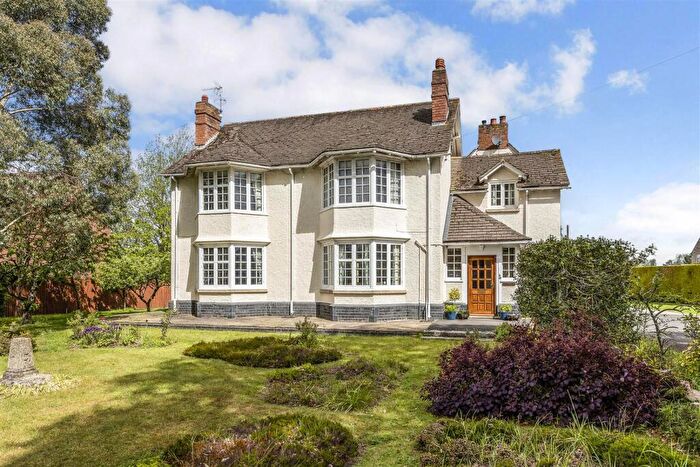 5 Bedroom House For Sale In The Dell, Bredon, GL20