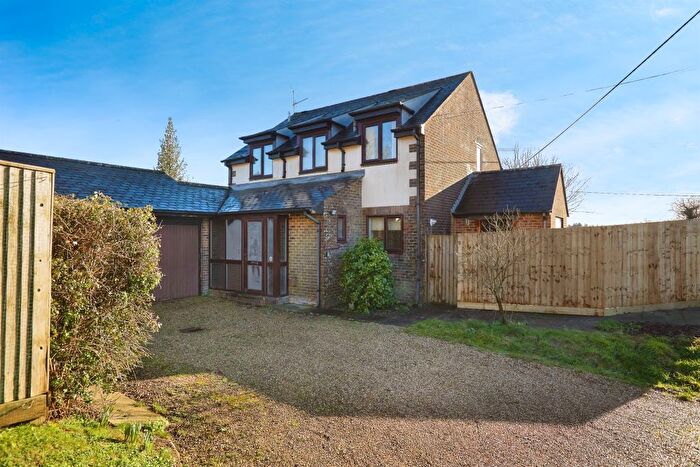 4 Bedroom Detached House For Sale In The Tynings, Shaftesbury, SP7