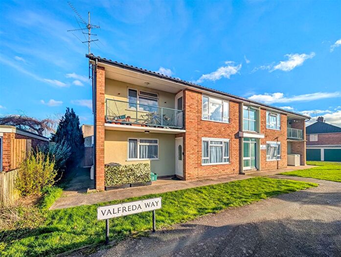 2 Bedroom Maisonette To Rent In Britannia Crescent, Wivenhoe, Colchester, CO7