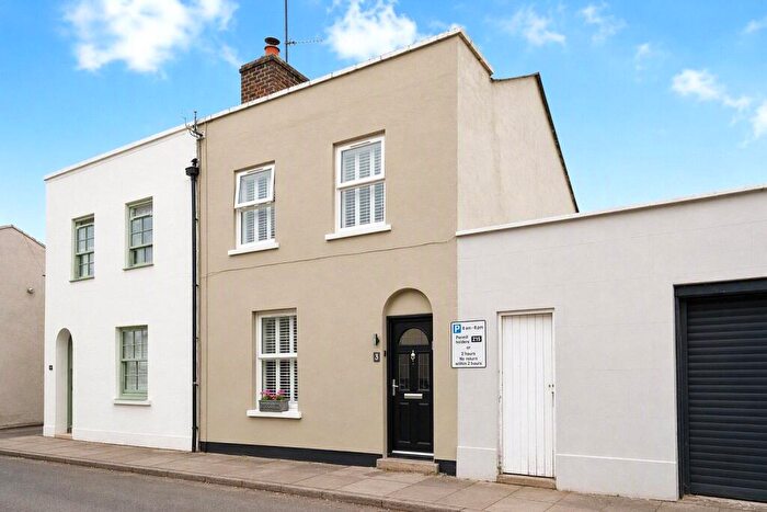 3 Bedroom End Of Terrace House For Sale In Duke Street, Cheltenham, Gloucestershire, GL52