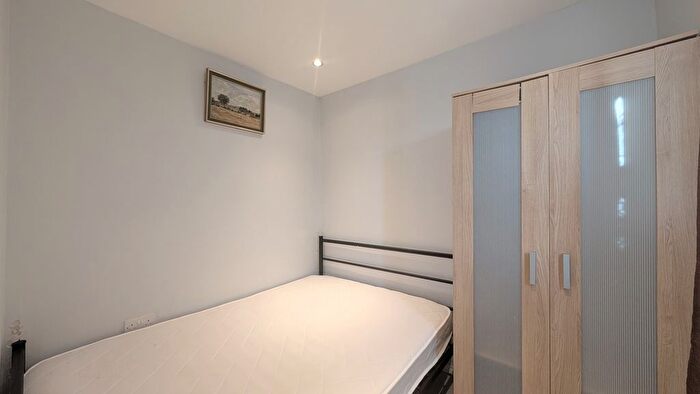 1 Bedroom Studio To Rent In Eastcote Lane, Northolt, UB5