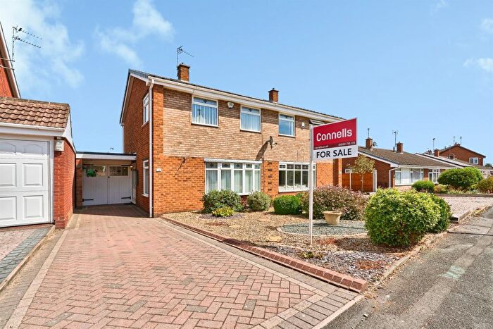 3 Bedroom Semi Detached House For Sale In Westport Crescent, Wolverhampton, WV11
