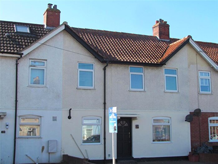 3 Bedroom Terraced House To Rent In Parkeston Road, Dovercourt, Essex, CO12