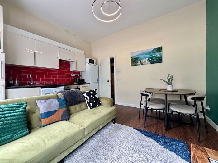 2 Bedroom Flat To Rent In Bank Street, Sheffield, South Yorkshire, S1