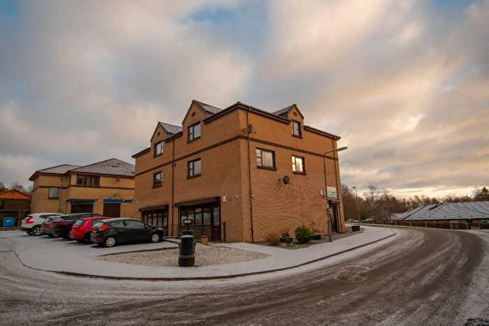 2 Bedroom Flat To Rent In Kinclaven Gardens, Glenrothes, KY7