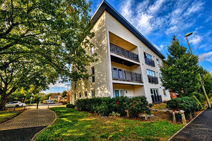 2 Bedroom Apartment For Sale In Culdrose House, Fawn Close, Gosport, PO13