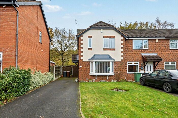 3 Bedroom End Terrace House For Sale In Pinders Green Drive, Methley, Leeds, West Yorkshire, LS26