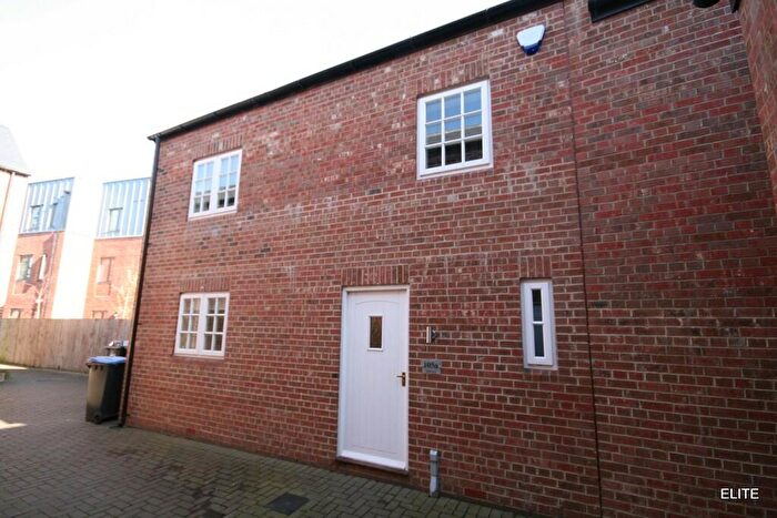 2 Bedroom Apartment To Rent In Gilesgate, Durham, DH1