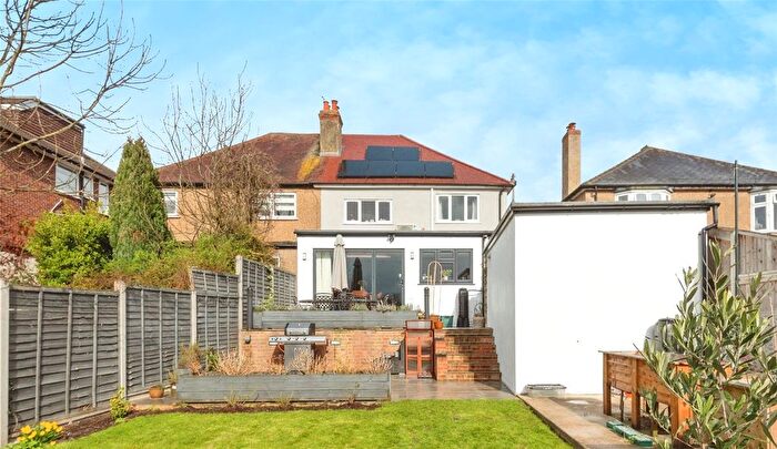 4 Bedroom Semi-Detached House For Sale In Moreton Road, Worcester Park, Surrey, KT4