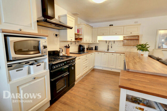 4 Bedroom Detached House For Sale In Ty Bryn Road, Abertillery, NP13