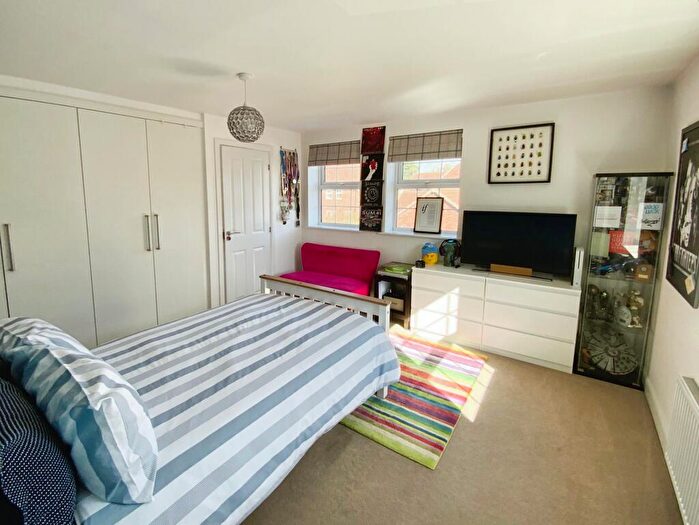 5 Bedroom Detached House For Sale In Newman Avenue, Molescroft, Beverley, HU17