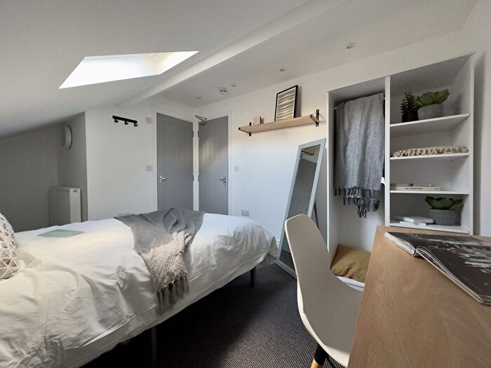 6 Bedroom Semi Detached House To Rent In Monks Road, Lincoln, LN2