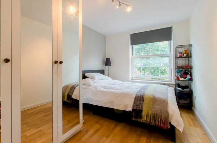 1 Bedroom Flat To Rent In Gosling Way, Brixton, London, SW9