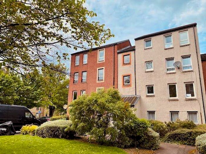 2 Bedroom Flat To Rent In Springfield, Edinburgh, EH6