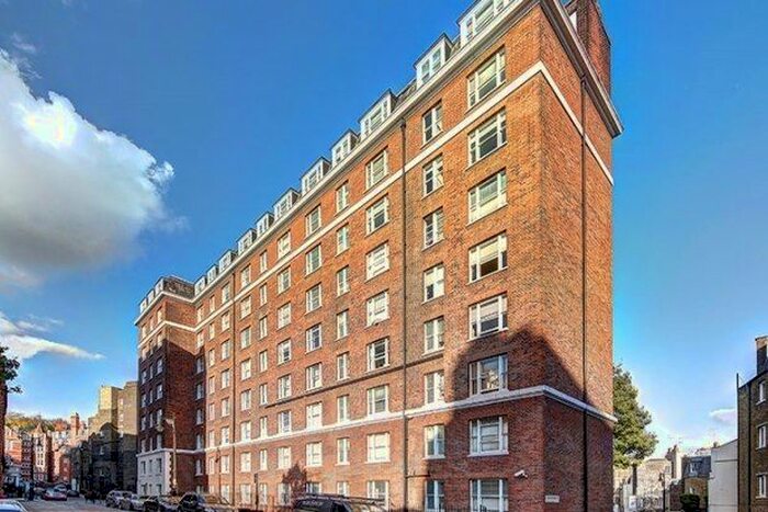 2 Bedroom Flat To Rent In Hill Street, London, W1J