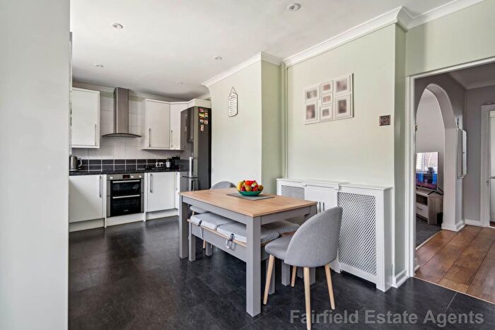 3 Bedroom Terraced House For Sale In Embleton Road, South Oxhey, WD19