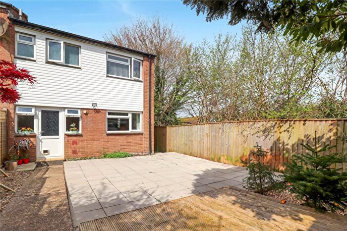 3 Bedroom End Of Terrace House For Sale In Jordan Close, Barnstaple, Devon, EX32