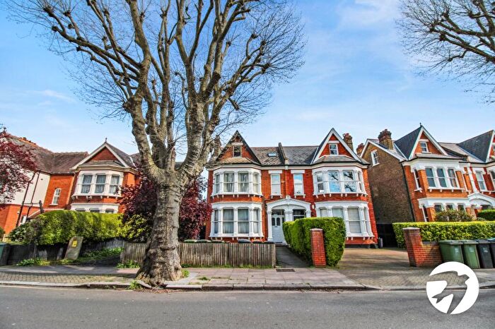 2 Bedroom Flat To Rent In Canadian Avenue, London, SE6
