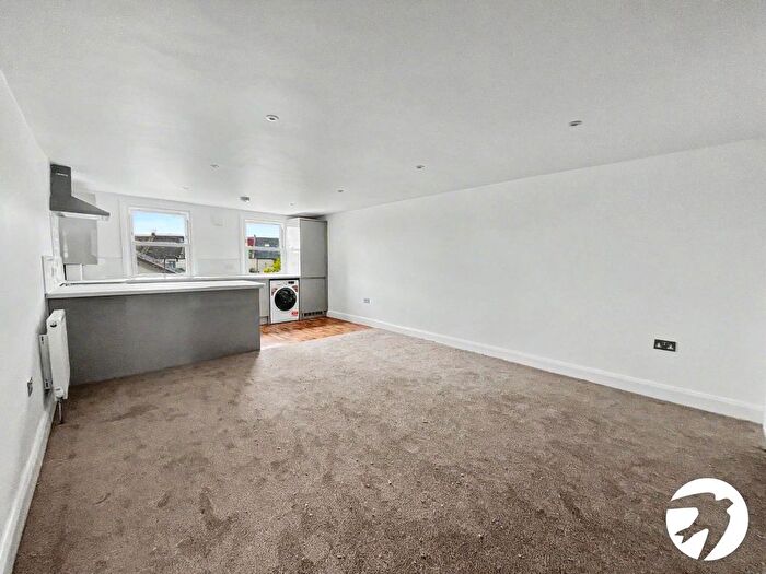 1 Bedroom Maisonette To Rent In Nuxley Road, Belvedere, DA17