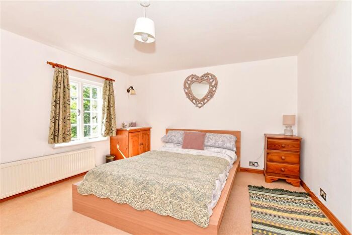 2 Bedroom Cottage For Sale In York Street, Broadstairs, Kent, CT10