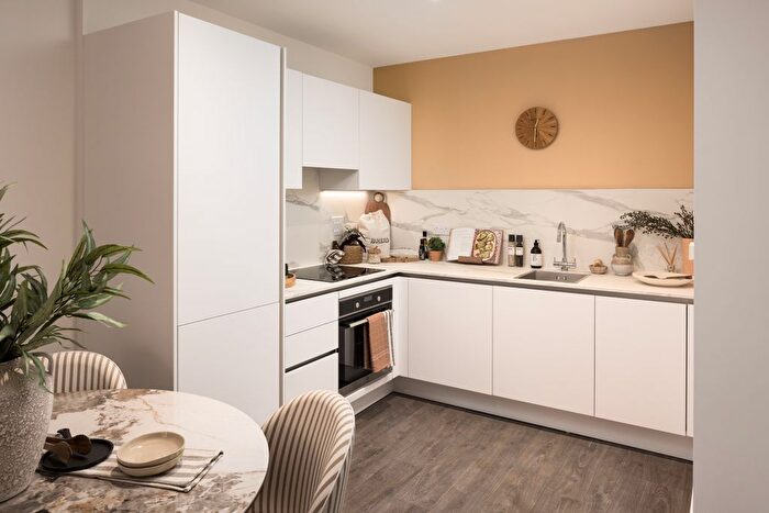 1 Bedroom Flat For Sale In "Marquise Residences" At Park View, Acton, W3