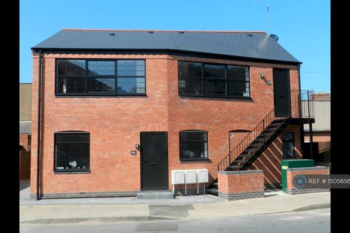 2 Bedroom Flat To Rent In Earlsdon, Coventry, CV5