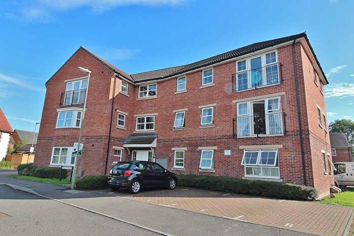 2 Bedroom Apartment For Sale In Vancouver Avenue, Waterlooville, PO7