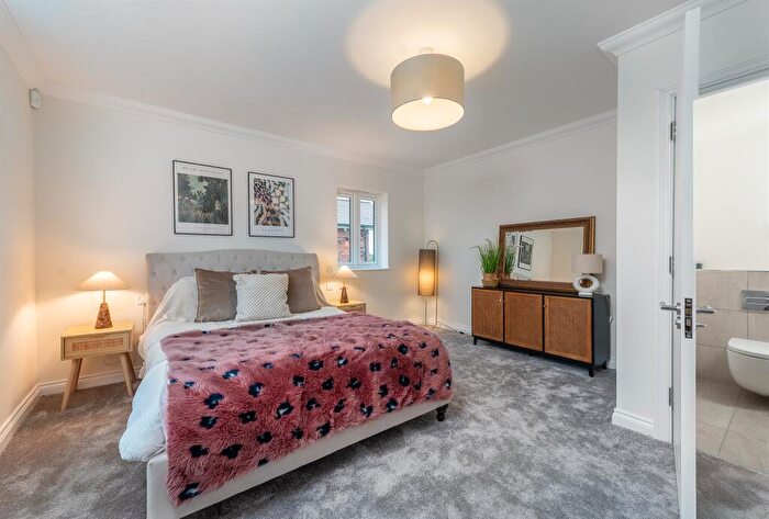 1 Bedroom Detached Bungalow For Sale In Burnham Waters, Waters Avenue, Burnham-On-Crouch, CM0