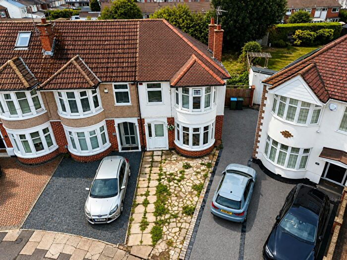3 Bedroom End Of Terrace House For Sale In Kelmscote Road, Coventry, CV6